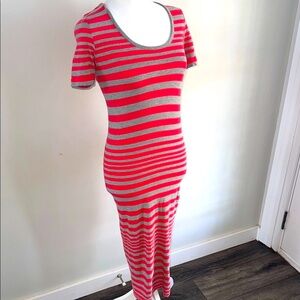 French Connection Pink and Gray Bodycon Midi Dress Short Sleeve